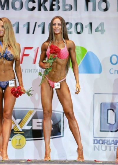 Фитнес-бикини Екатерина Шохина про то, как совмещать 5 детей, красивую фигуру и карьеру в бодибилди - Галина Огневая